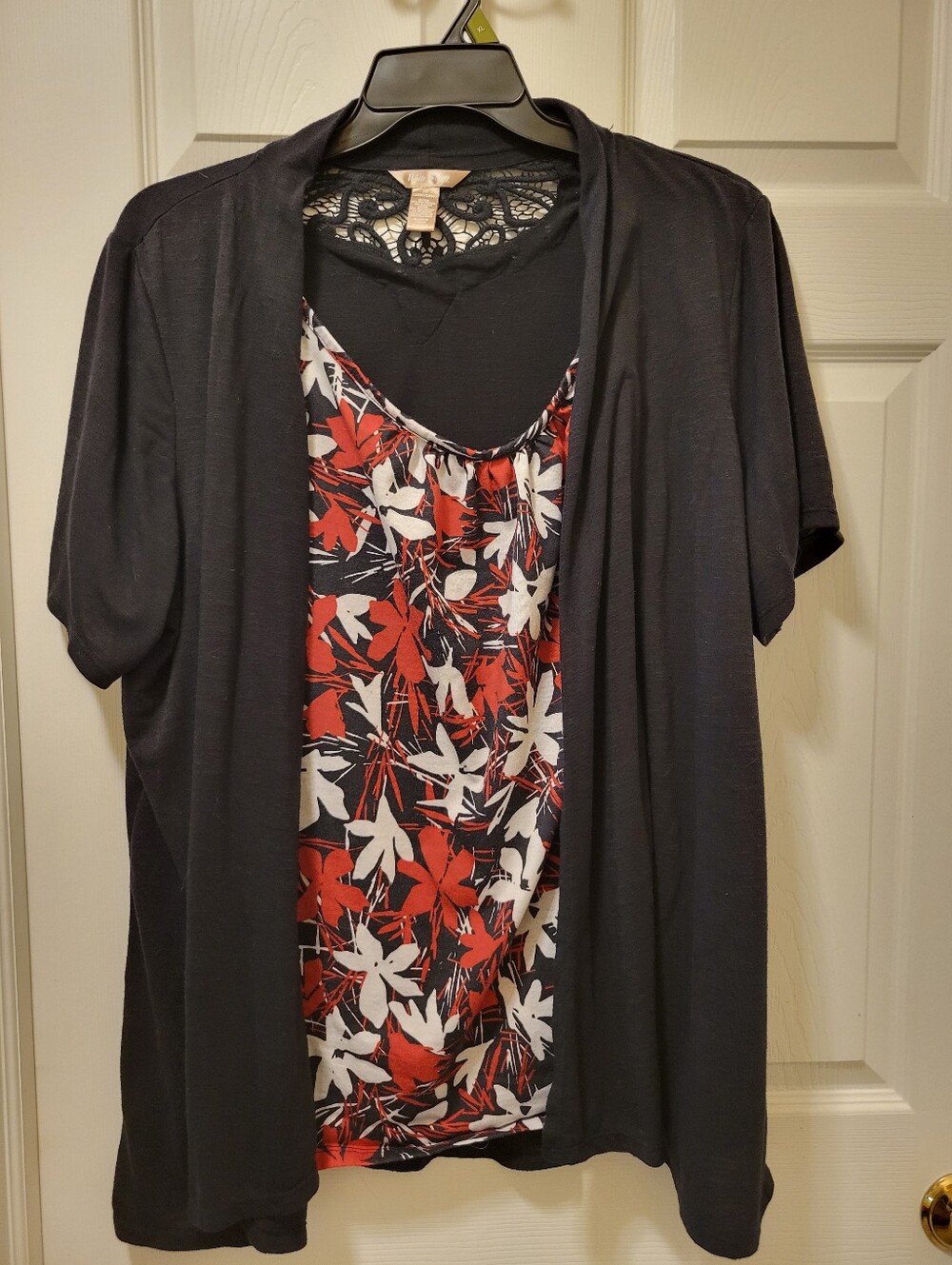 Womens Sz. 22/24 Layered Top